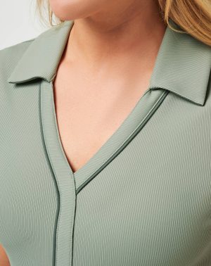 Tropical Outlook Moveknit Rib Polo