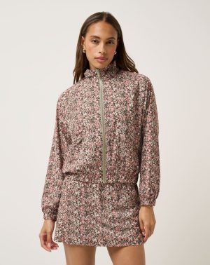 Travel Day Tech Woven Jacket