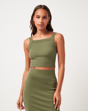 Cloud Rib Pinot Tank