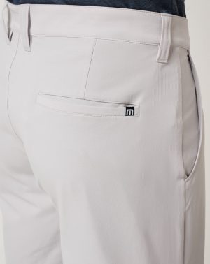 Wanderlust Short 9In