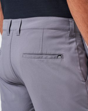 Wanderlust Short 9In