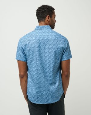 Techwoven Country Mile Button-Up