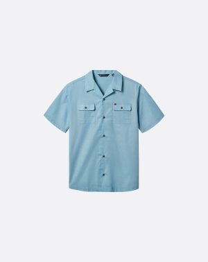 Windy Bay Button-Up