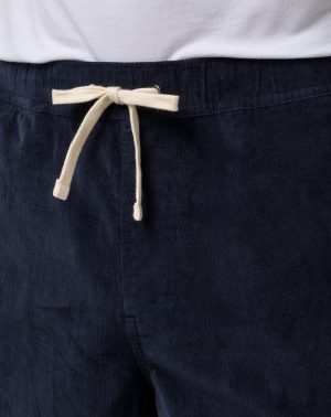 Cuddy Cabin Short 8In