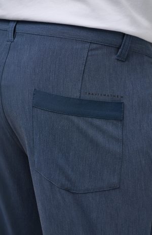 Tech Chino Pocket Short 8In