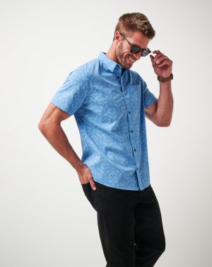 Canopy Breeze Button-Up