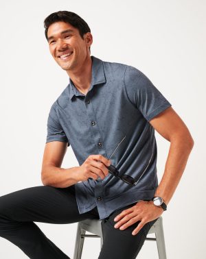 Knit Featherweight Tides Button-Up