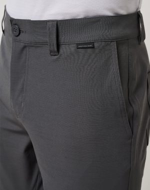 Travel Year Short 9In