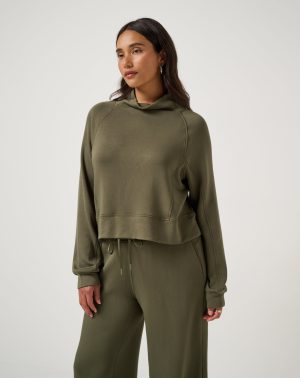 Skyloft Soft Funnel Neck