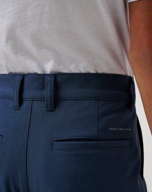 Tech Chino Youth Short