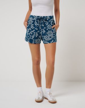 Misted Meadow Cloud Short