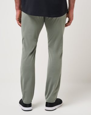 Open To Close Tech Knit Pant